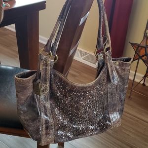 💥Frye Deborah stud tote leather 💥 great price 💥